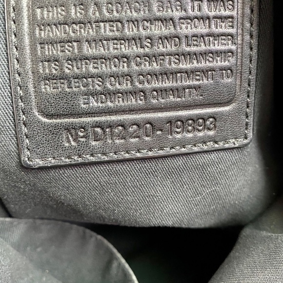 COACH Large Black Leather Shoulder Bag - Picture 7 of 7